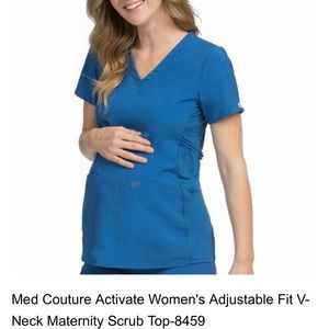 Maternity scrub set